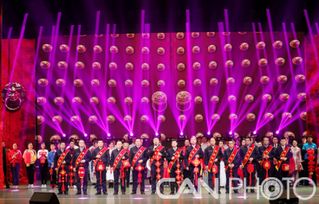 文化產(chǎn)品亮點(diǎn)紛呈，文藝活動(dòng)精彩不斷 舞今信息引領(lǐng)時(shí)代潮流